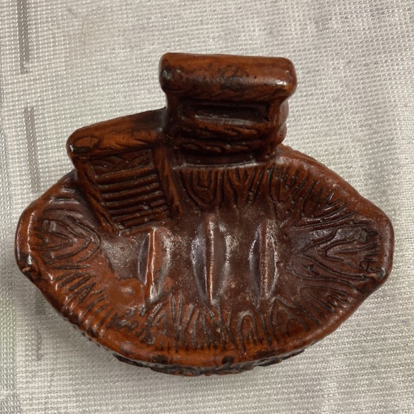 Vintage Ozarks Souvenir Soap Trinket Dish Dark Brown Faux Wood Resin - Picture 4 of 8